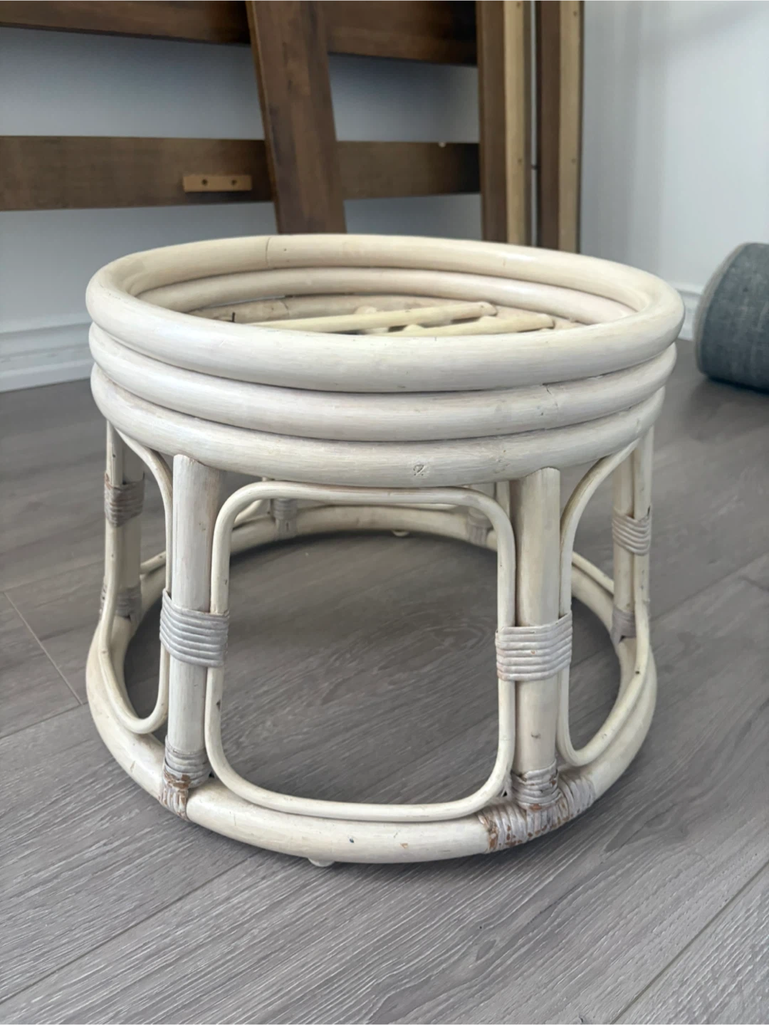 Round Rattan Plant Stand