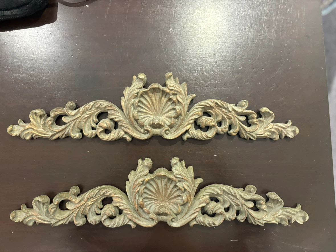 Vintage 80’s RARE Style Shell and Scroll Wall relief- Set of 2