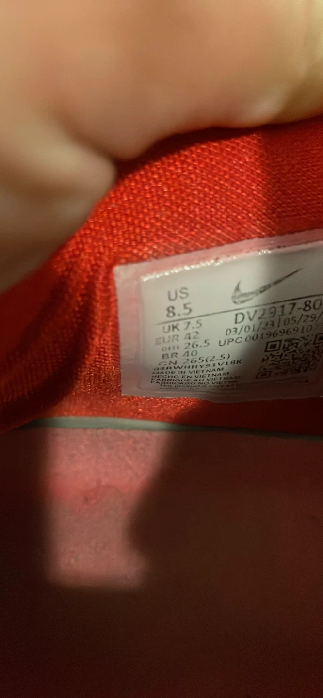 Nike KD 16 Ember Glow (8.5) & Nike Jordan 1 Red & Black (9) - photo 3