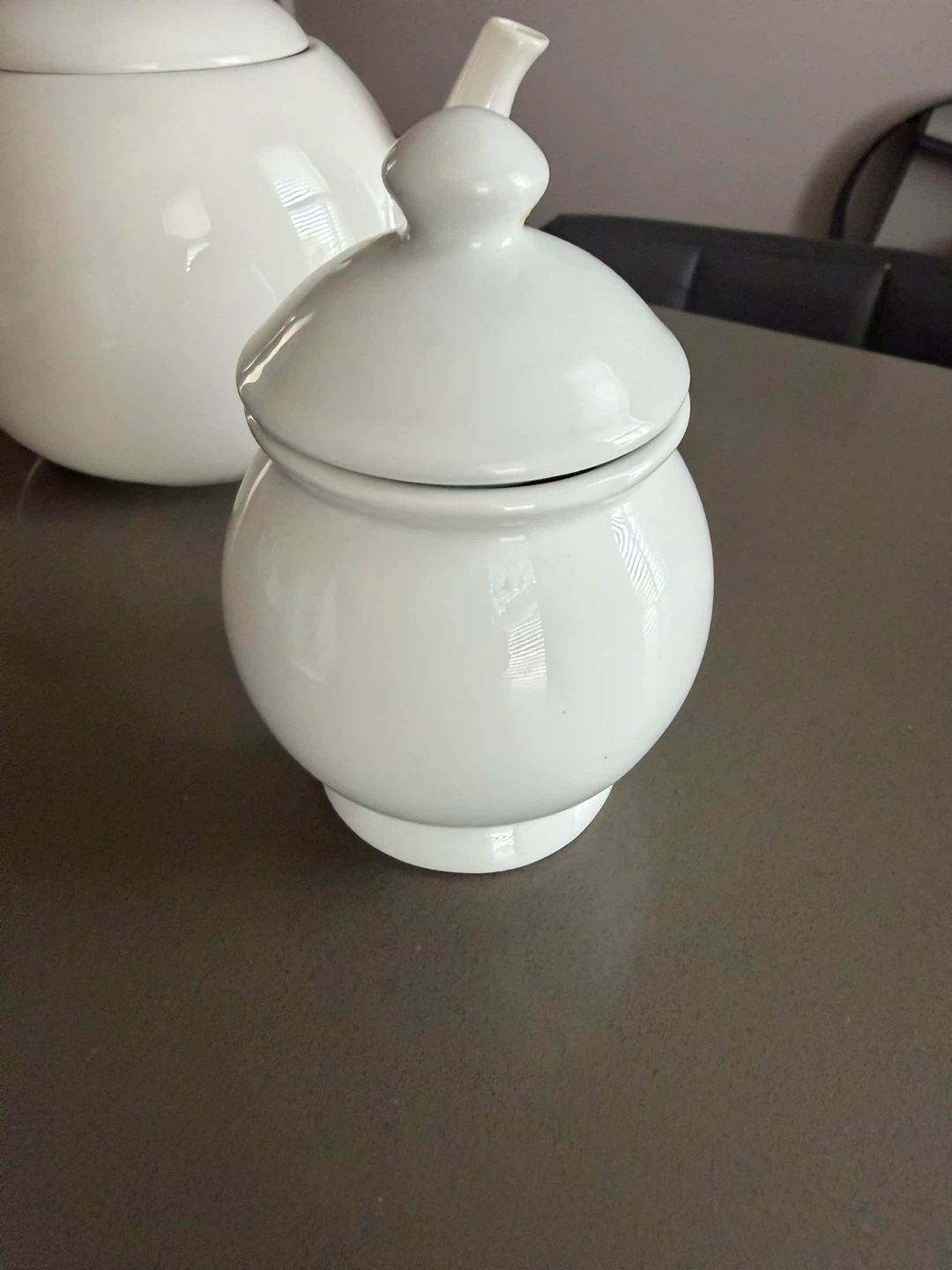 White Ceramic Teapot, Creamer, and Sugar Bowl Set - photo 4