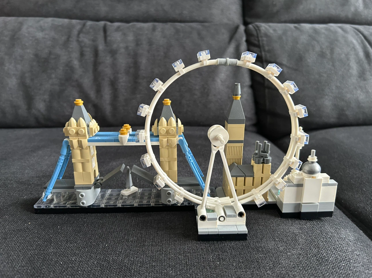 LEGO Architecture New York City & London Sets - photo 4