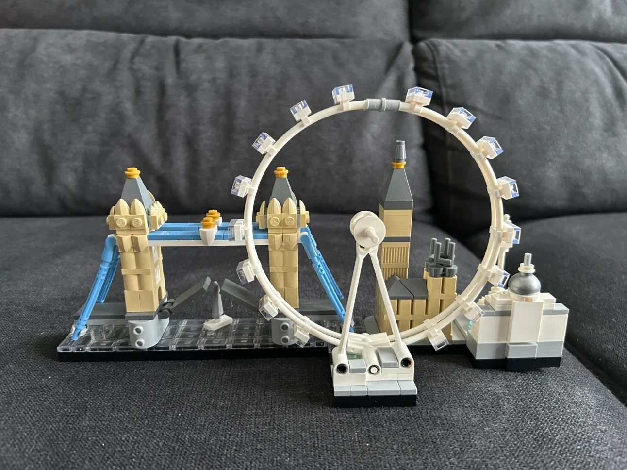 LEGO Architecture New York City & London Sets - photo 4