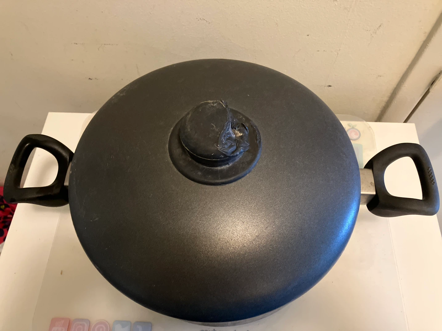 Black Stock Pot with Lid-9.5” Diameter - photo 3