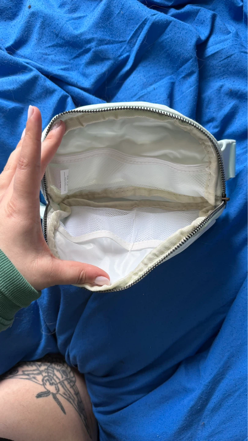Halara Belt Bag - photo 2