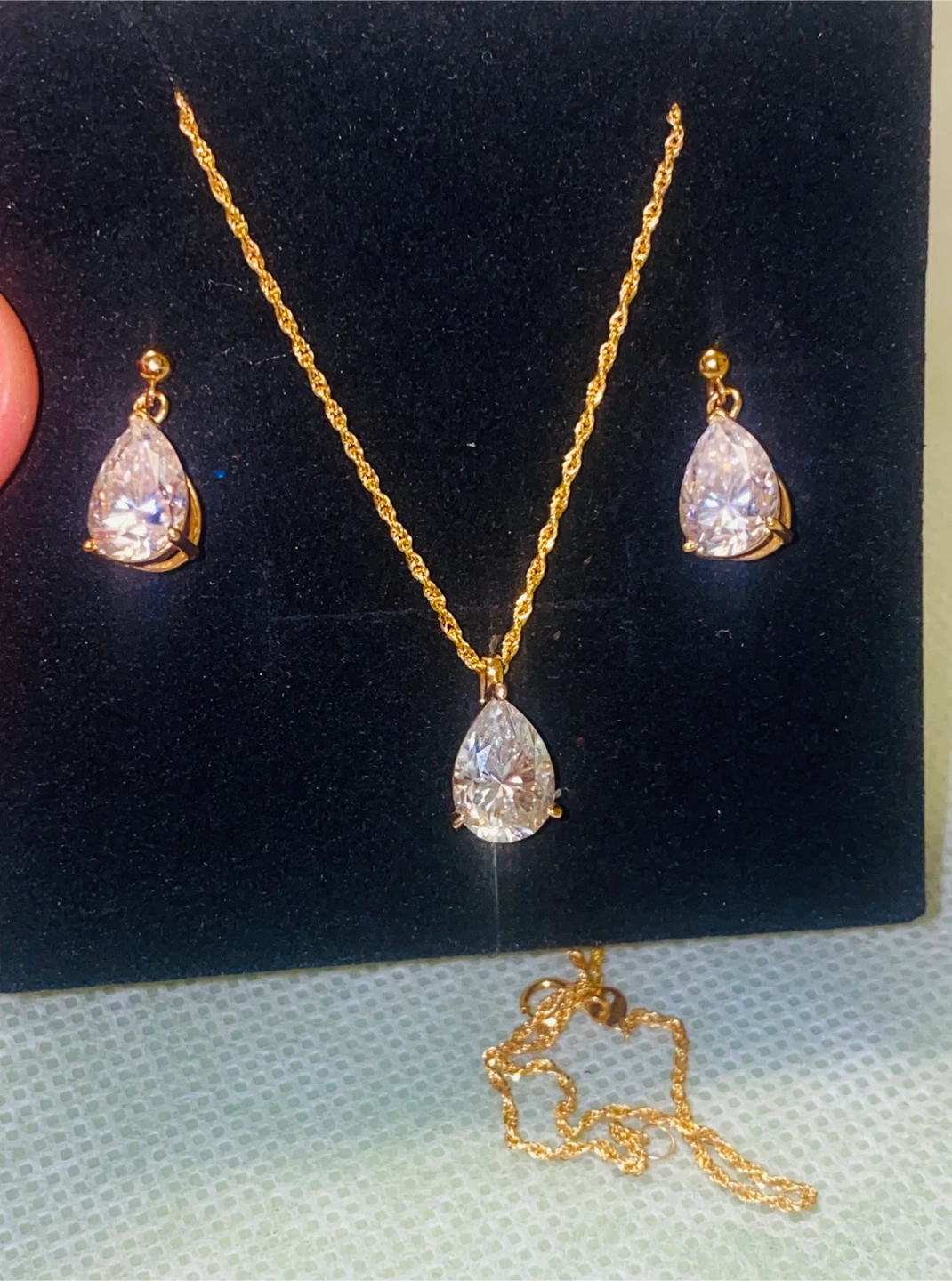14К/18К Moissanite Pendant Necklace and Earrings Set