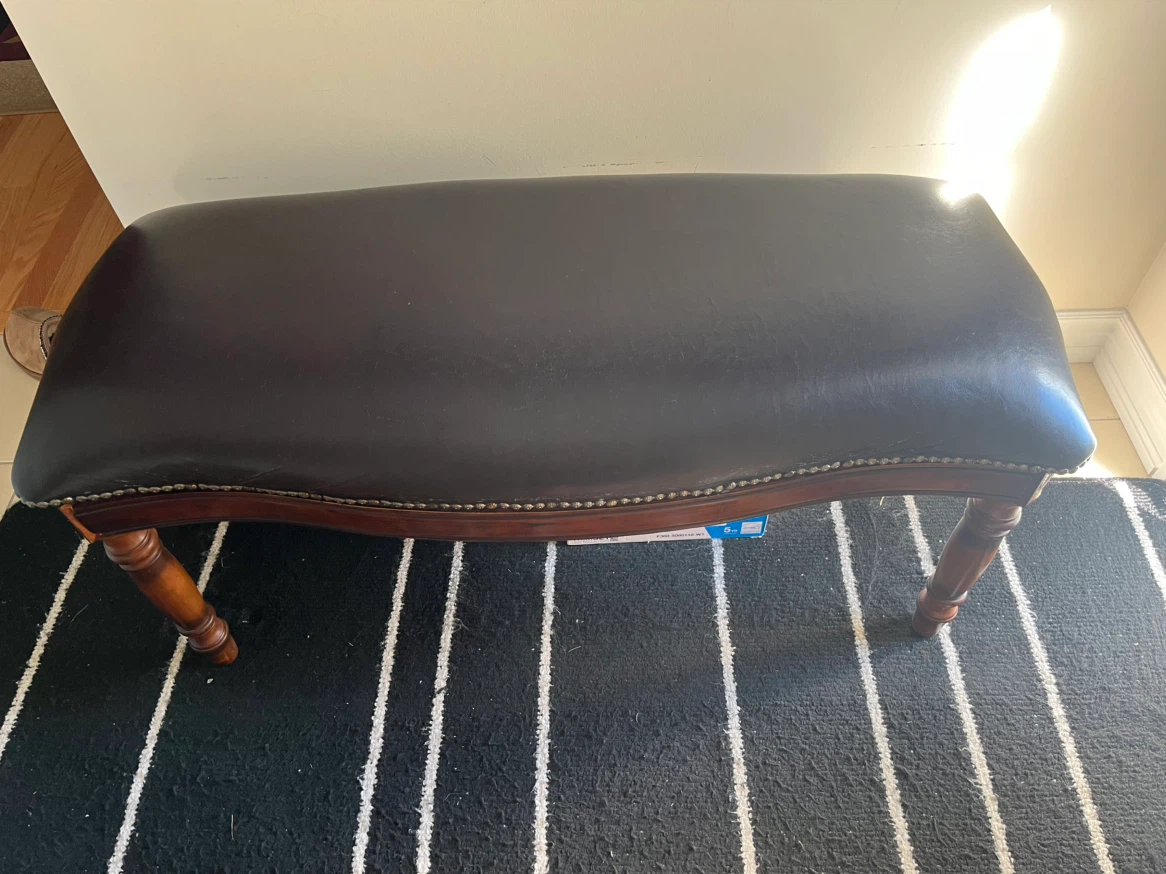 Faux leather bench - photo 2