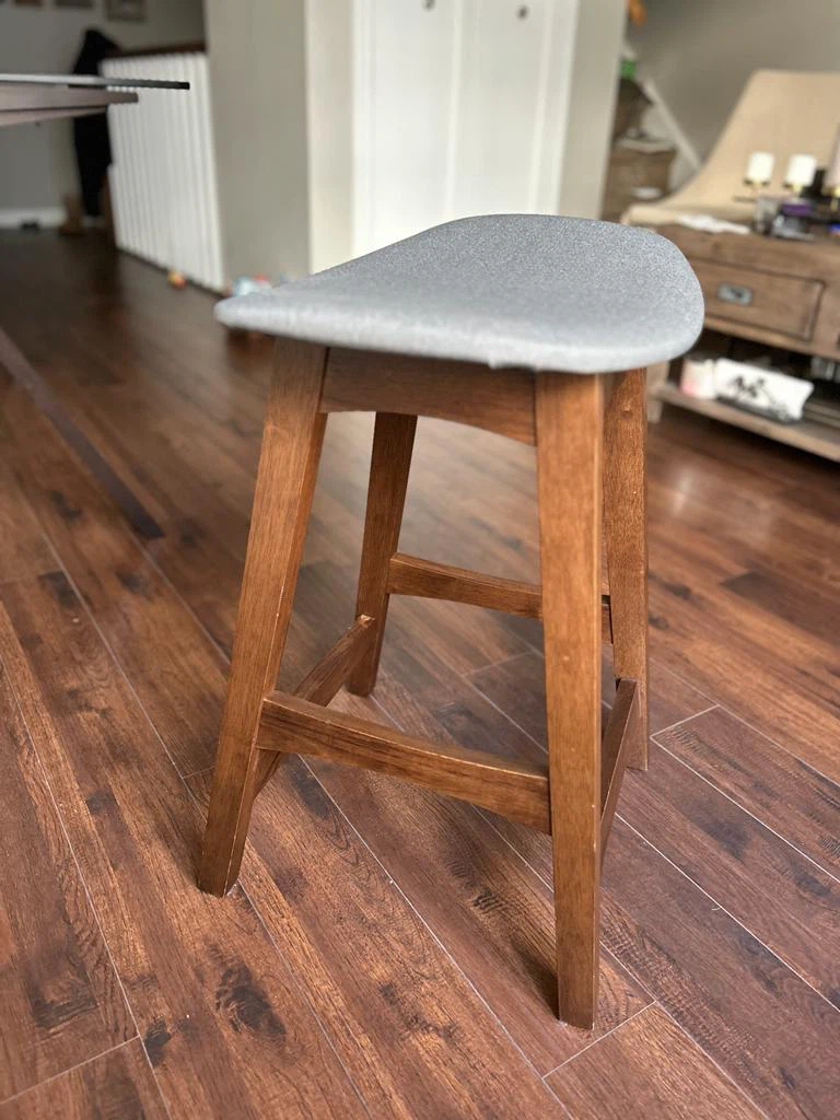 Structube Two Stools - Two for $100 - photo 2