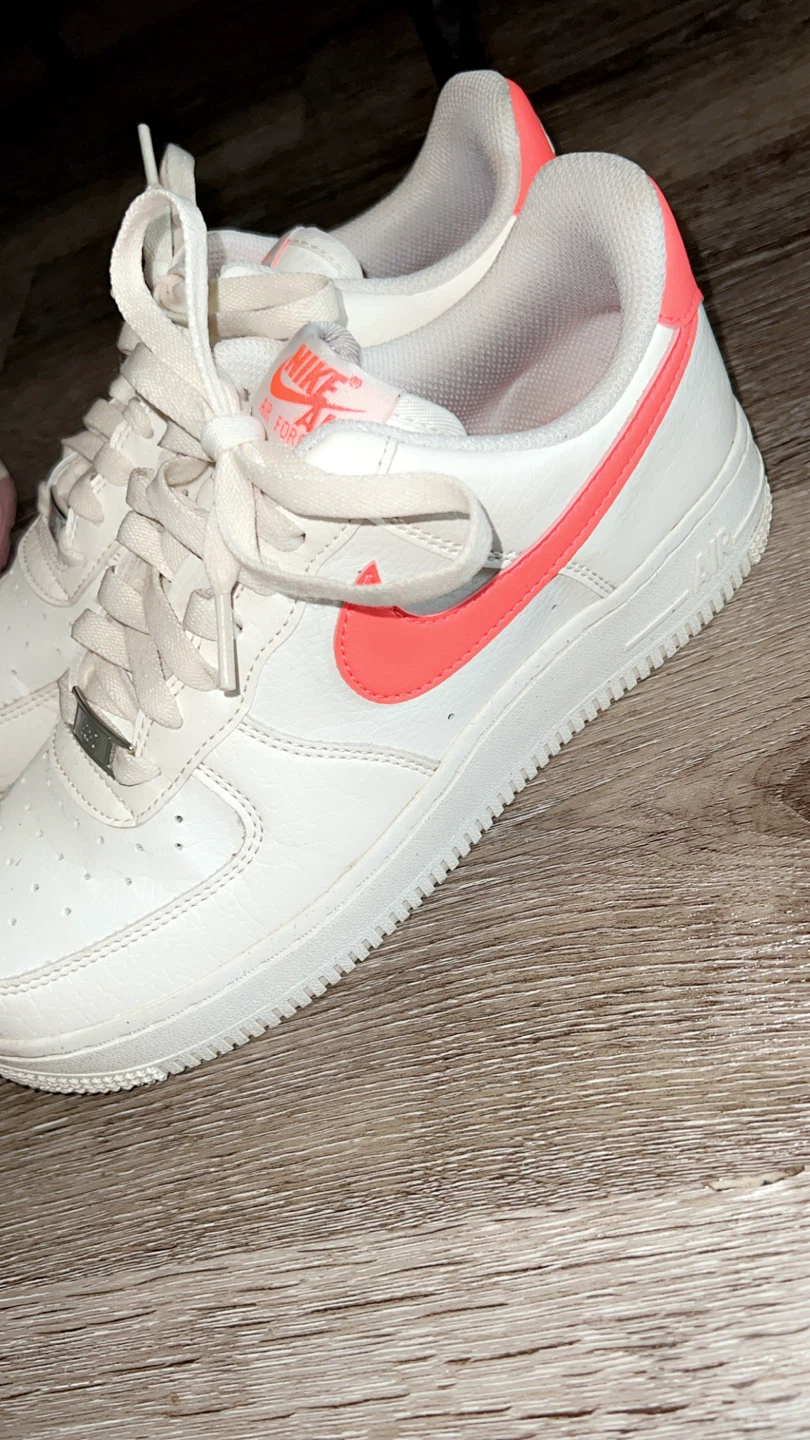 Nike Air Force 1 White Coral Sneakers size 6 - photo 2