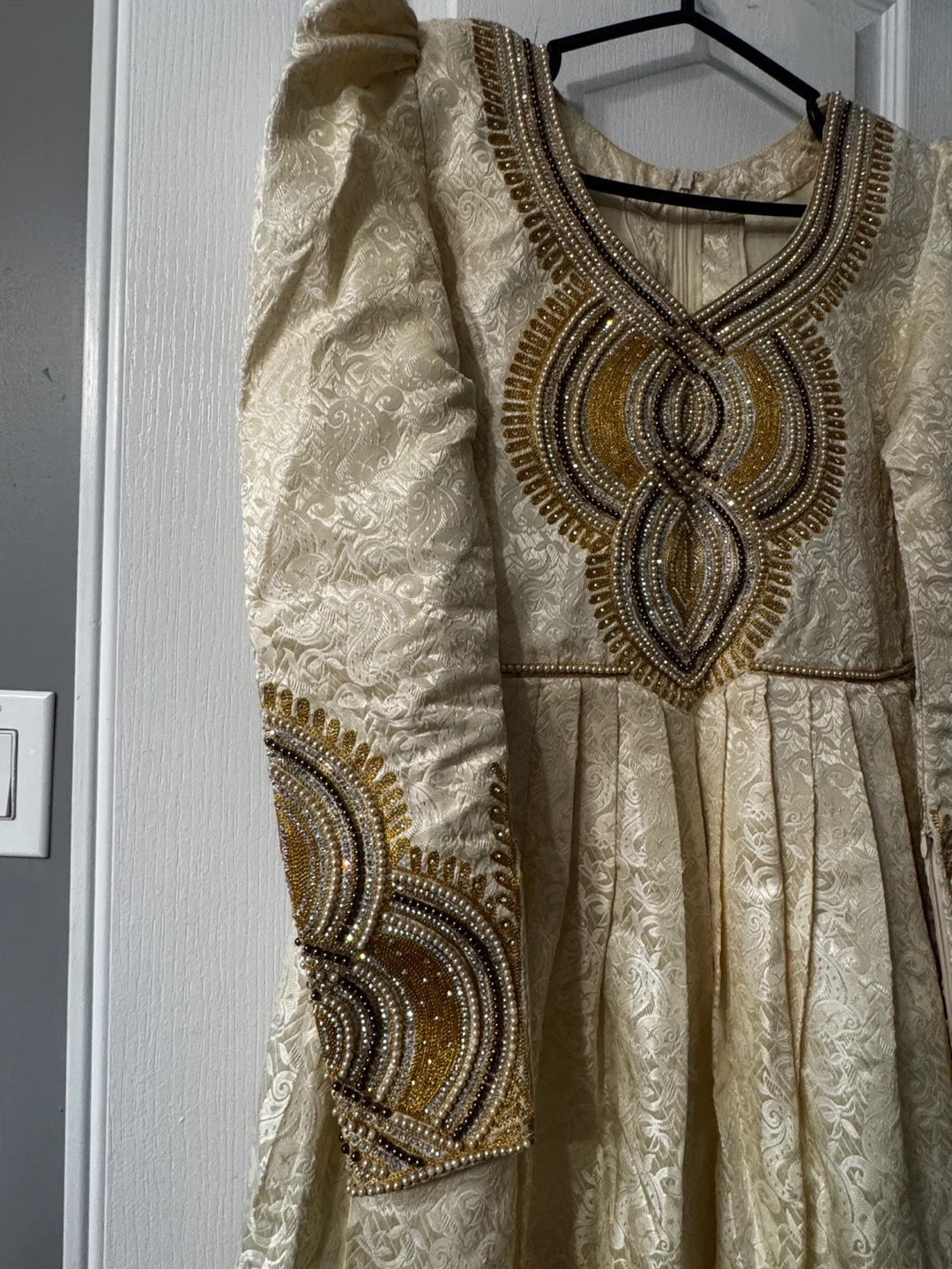 Jacquard Whitish Cream Maxi Dress with Gold Beading - Medium - photo 2