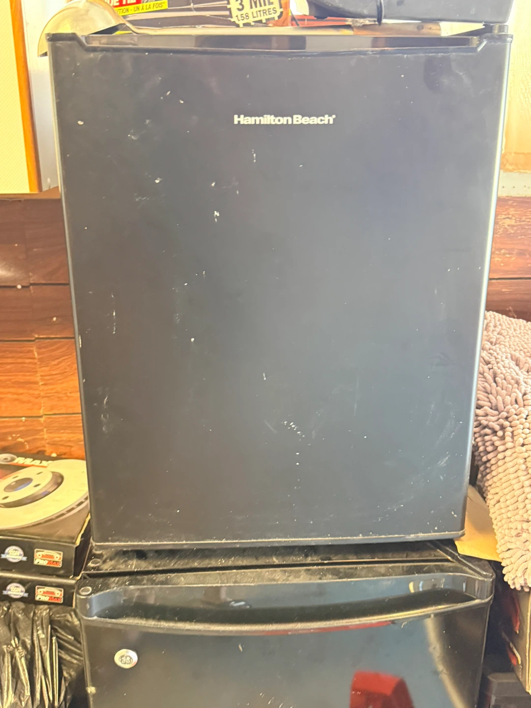 Hamilton Beach Mini Fridge - photo 5