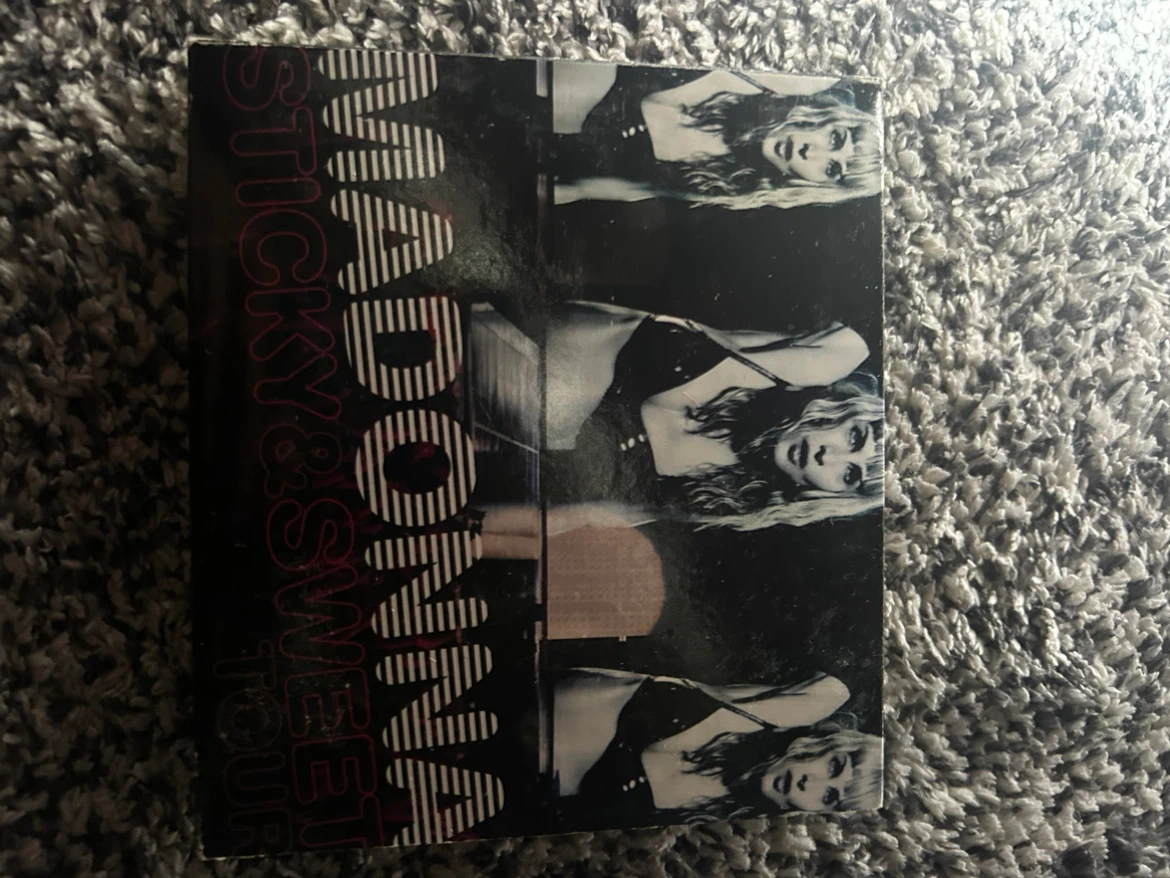 Madonna Sticky & Sweet Tour CD/DVD