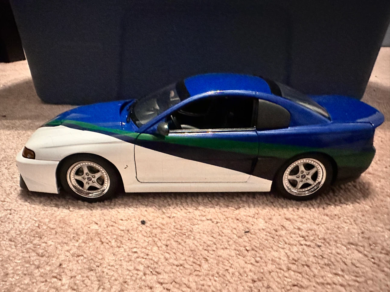 1/18 AutoArt Ford Mustang Super Stallion from 1998 blue & White