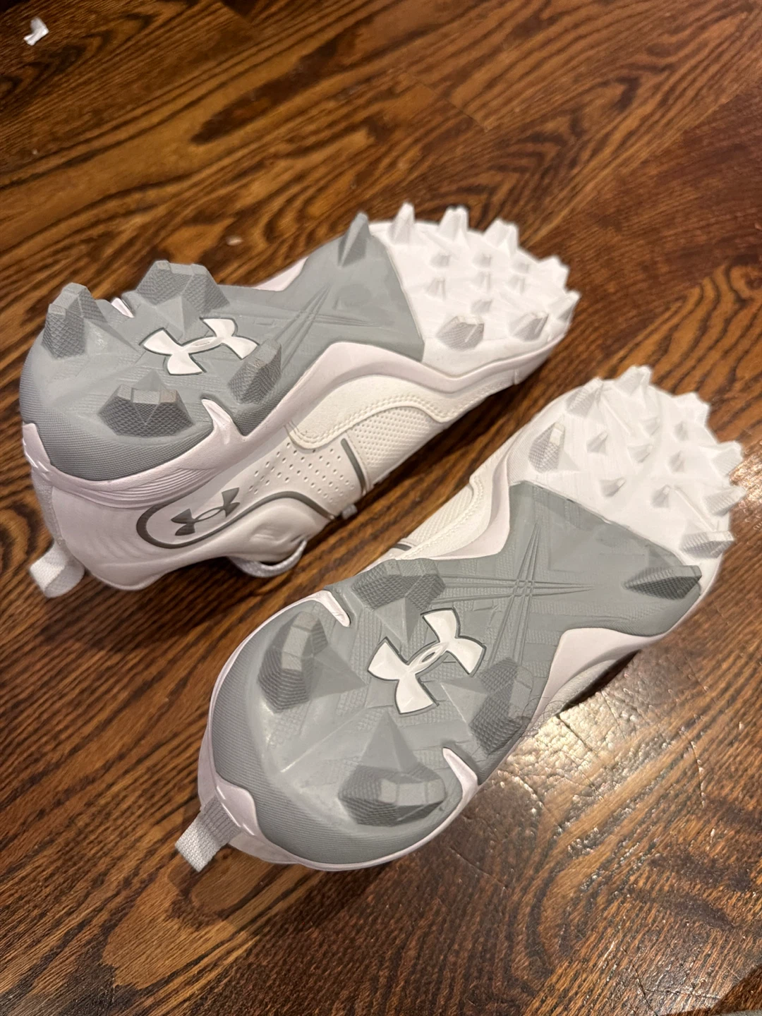 Under Armour White Baseball Cleats - photo 3