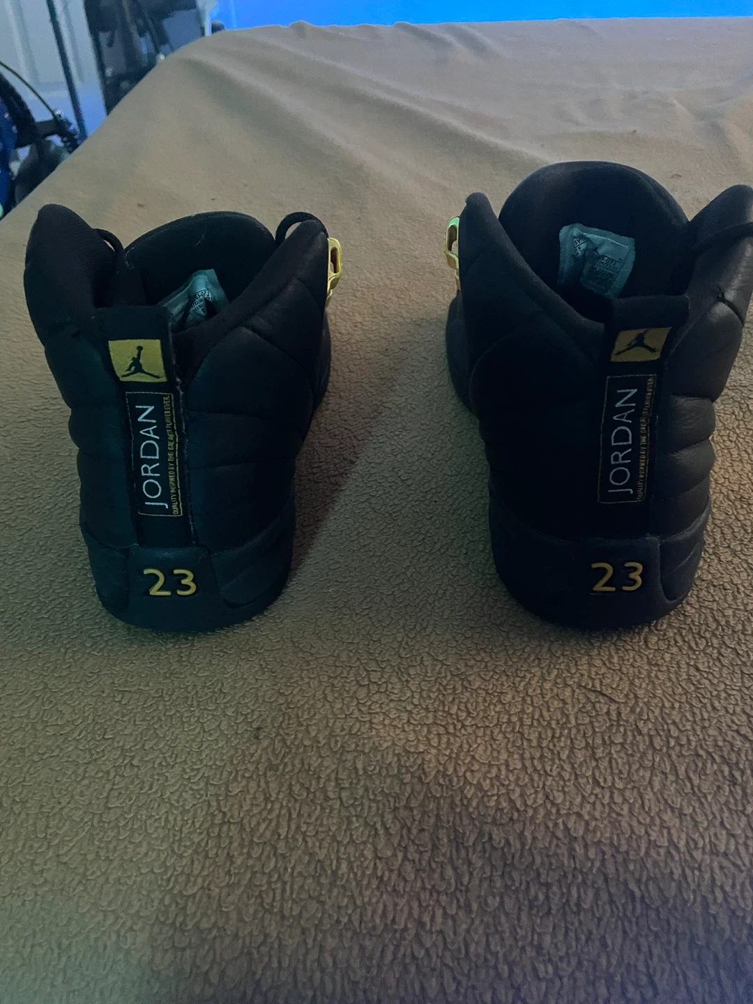 Jordan 12 Black Taxi size 6.5Y - photo 2