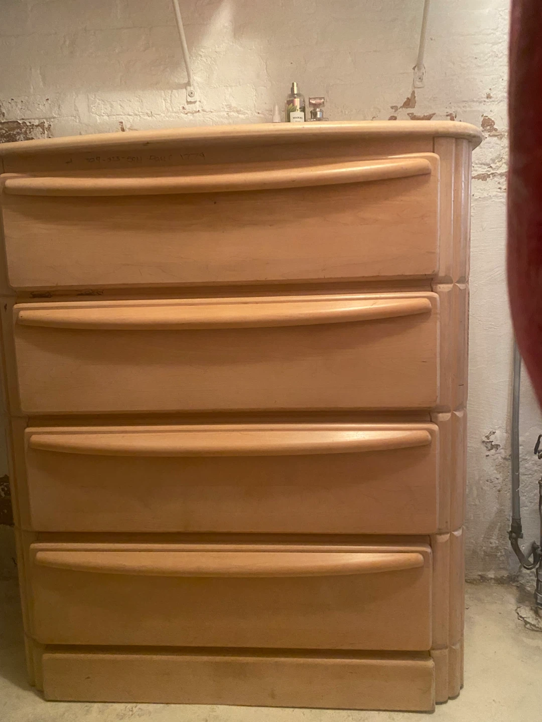 Light Wood 4-Drawer Dresser