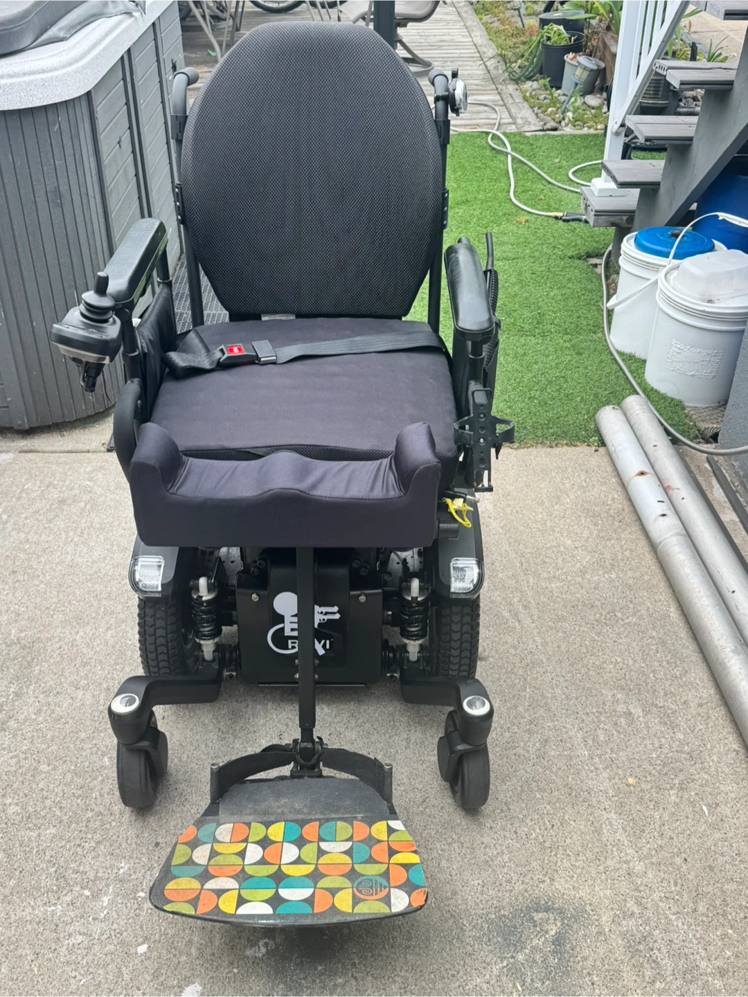 ROVI Power Wheelchair - photo 3