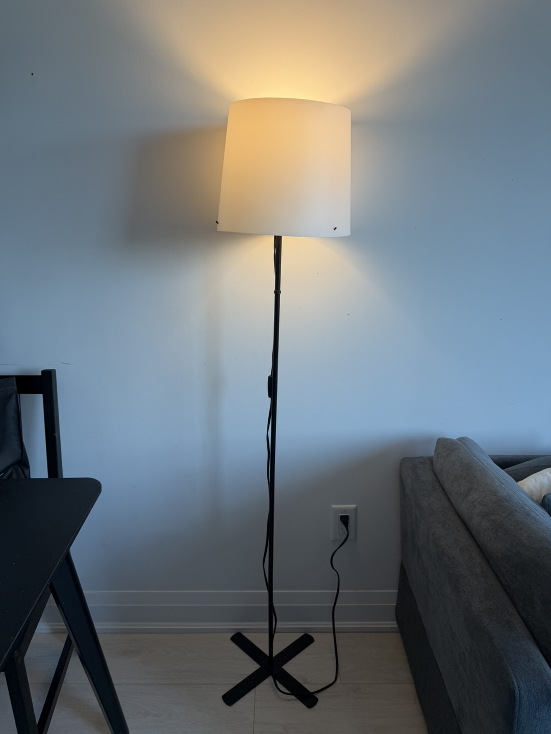 White Floor Lamp with Black Stand with Smart bulb/ Alexa