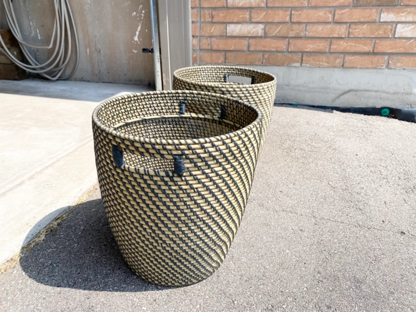 IKEA RAGKORN 32cm Planters ($35 Each) - photo 4