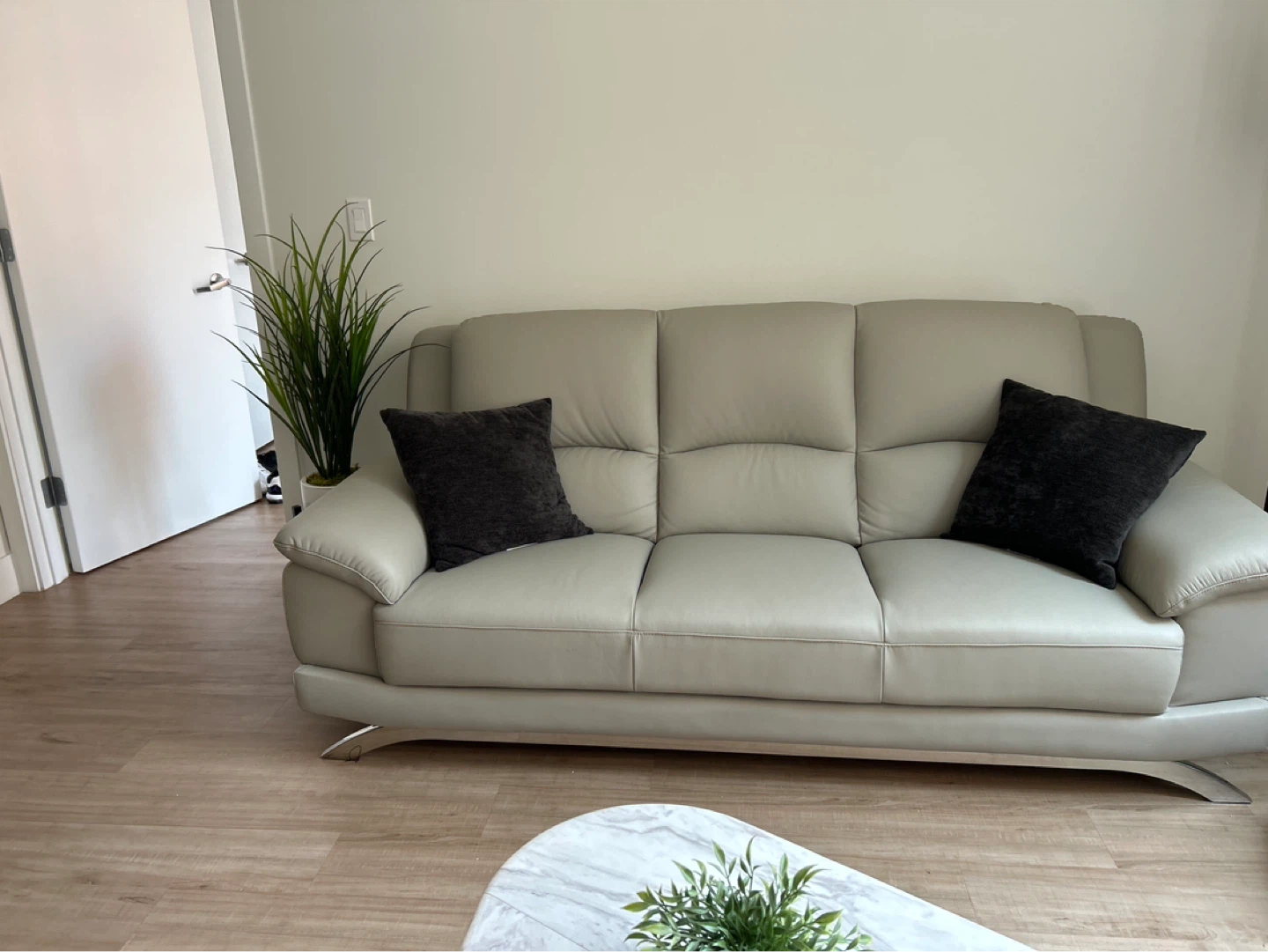 Sofa - photo 2