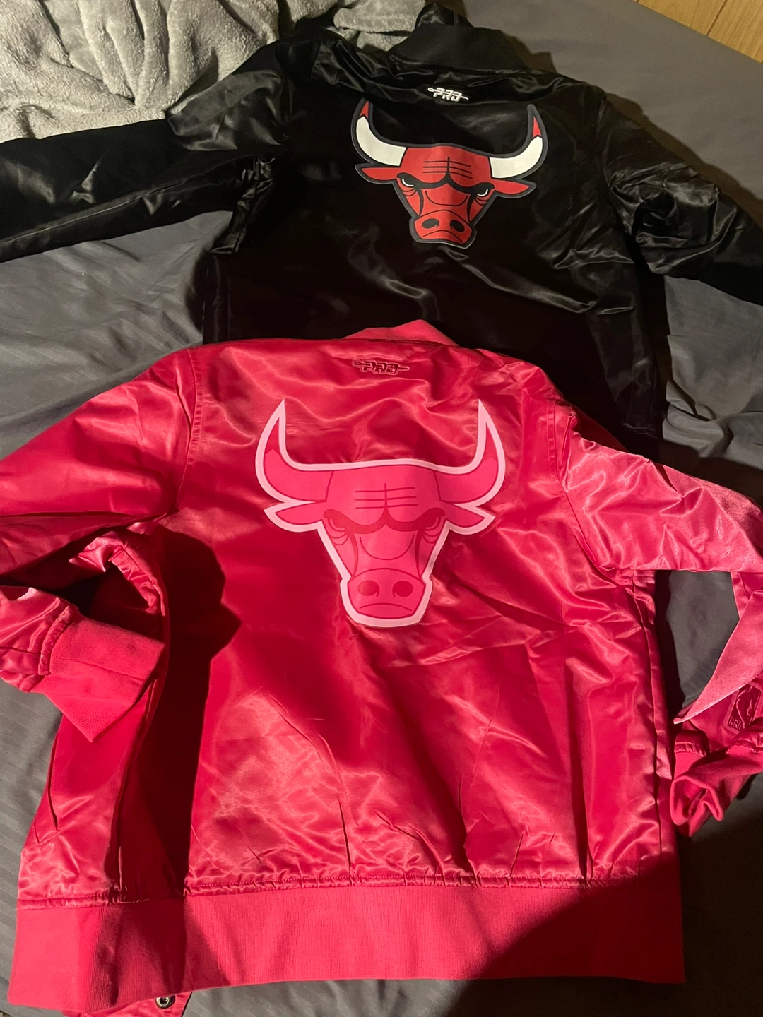 Chicago Bulls Bomber Jacket - Pink & Black