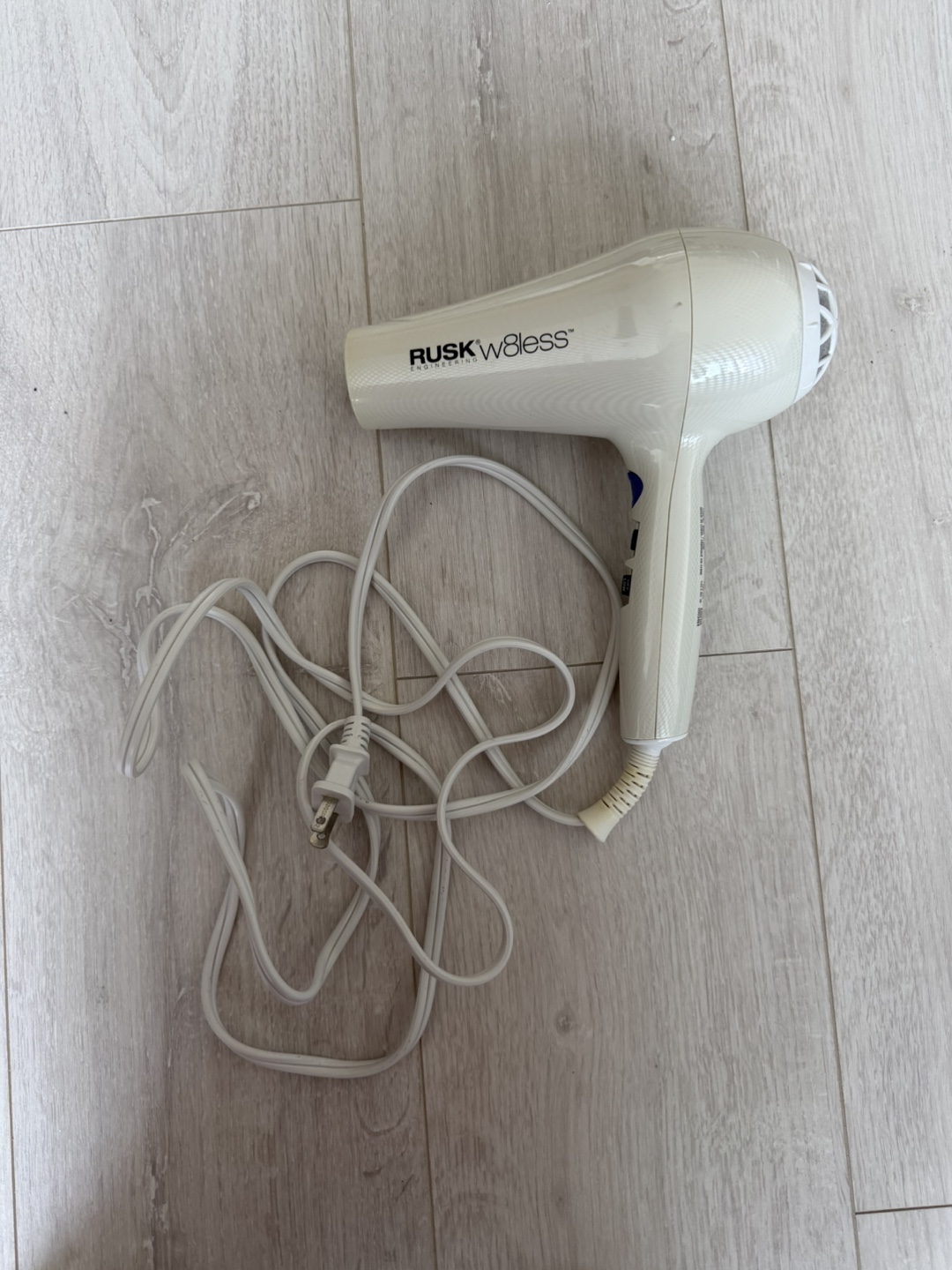 Rusk w8less Engineering Hair Dryer