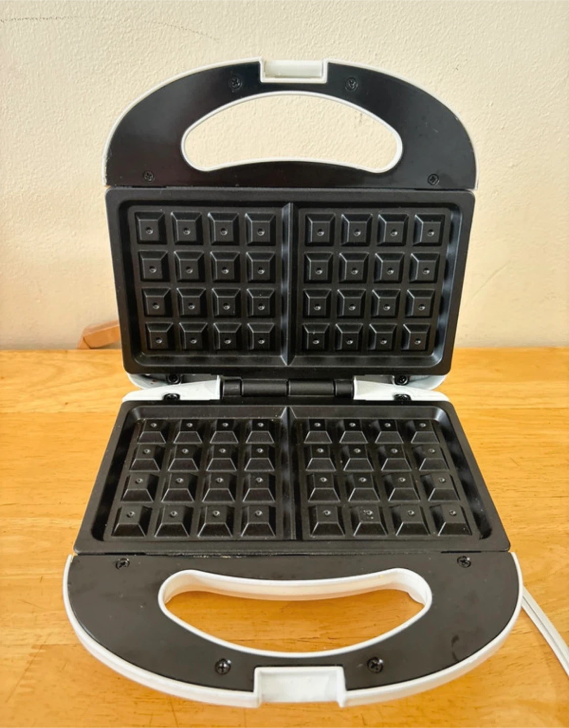 Eurostar Double Waffle Maker