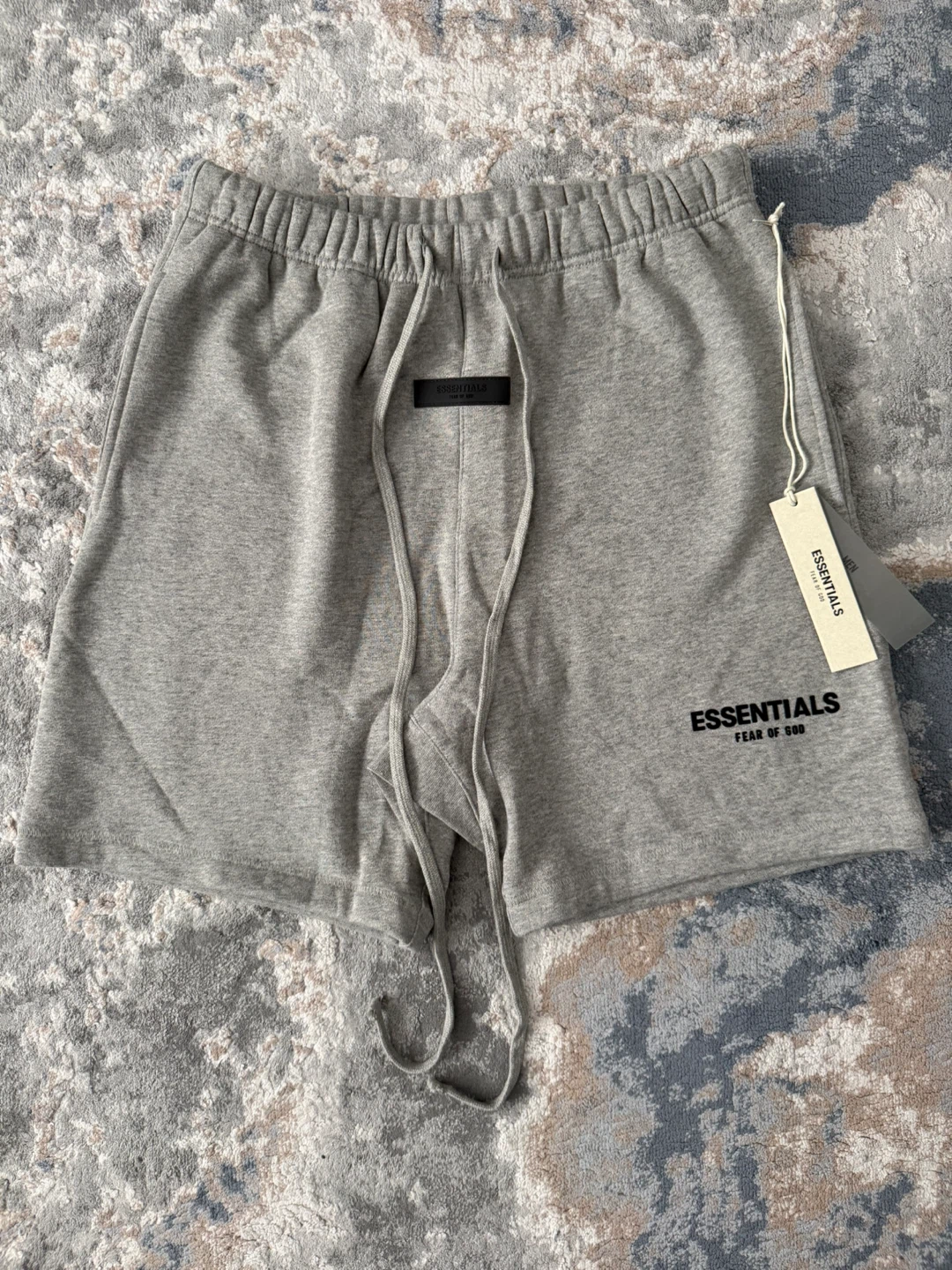 ESSENTIALS Fear of God Shorts - photo 4