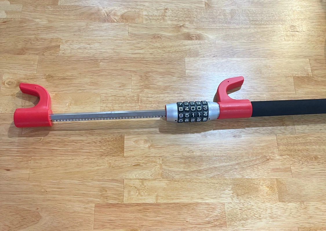 Red Car Anti-Theft Steering Wheel Lock with Combination Lock - photo 5