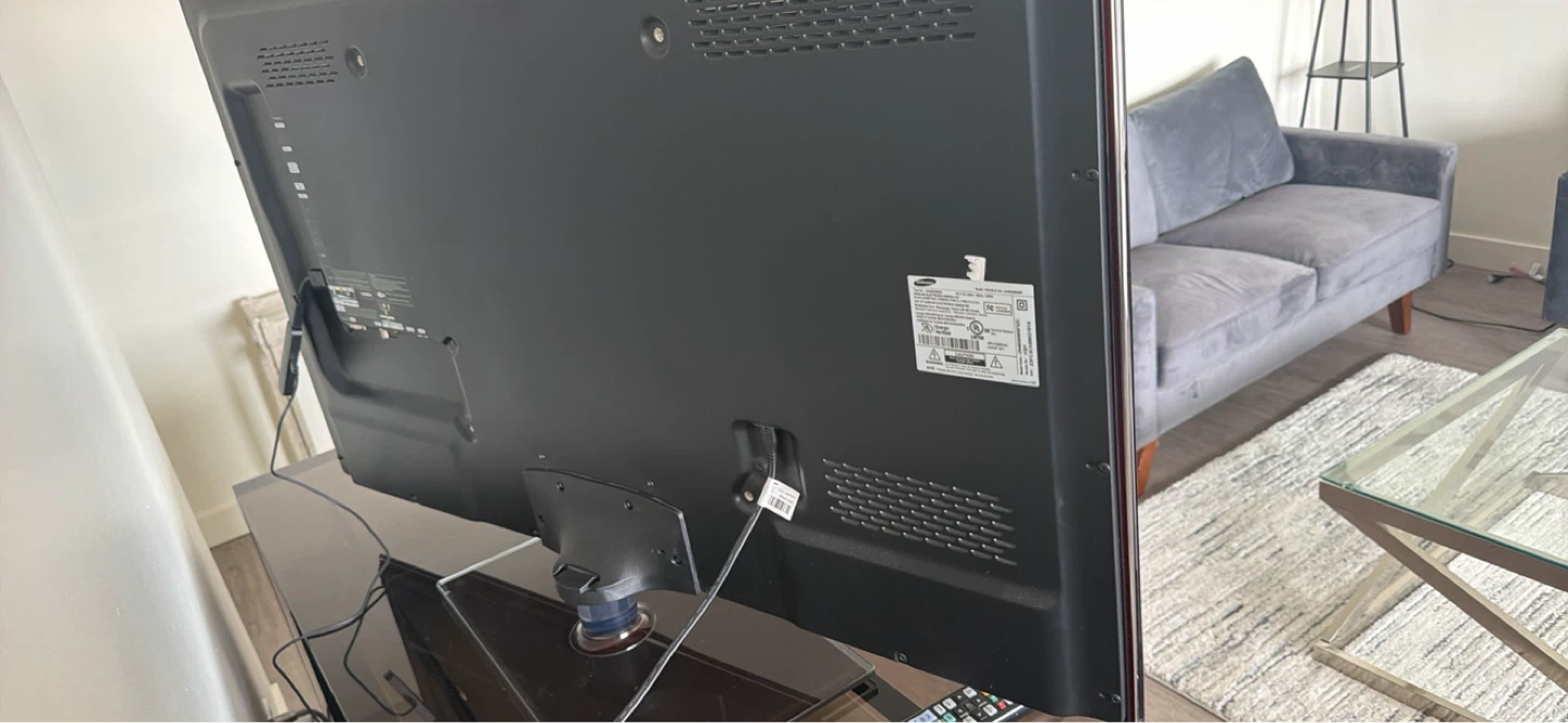 Samsung LED TV 46” - photo 3