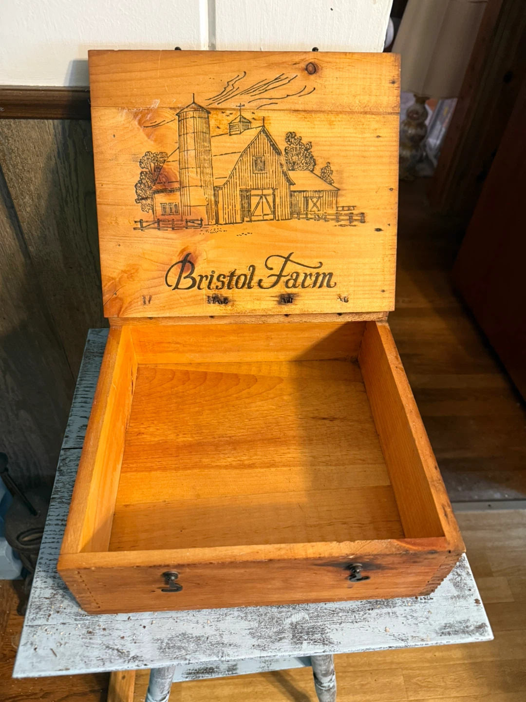 Bristol farms vintage box - photo 2