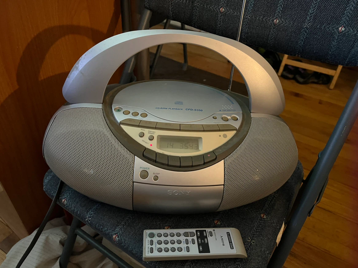 Sony Boombox Radio Tape and CD  player with remote controlplayer - photo 2