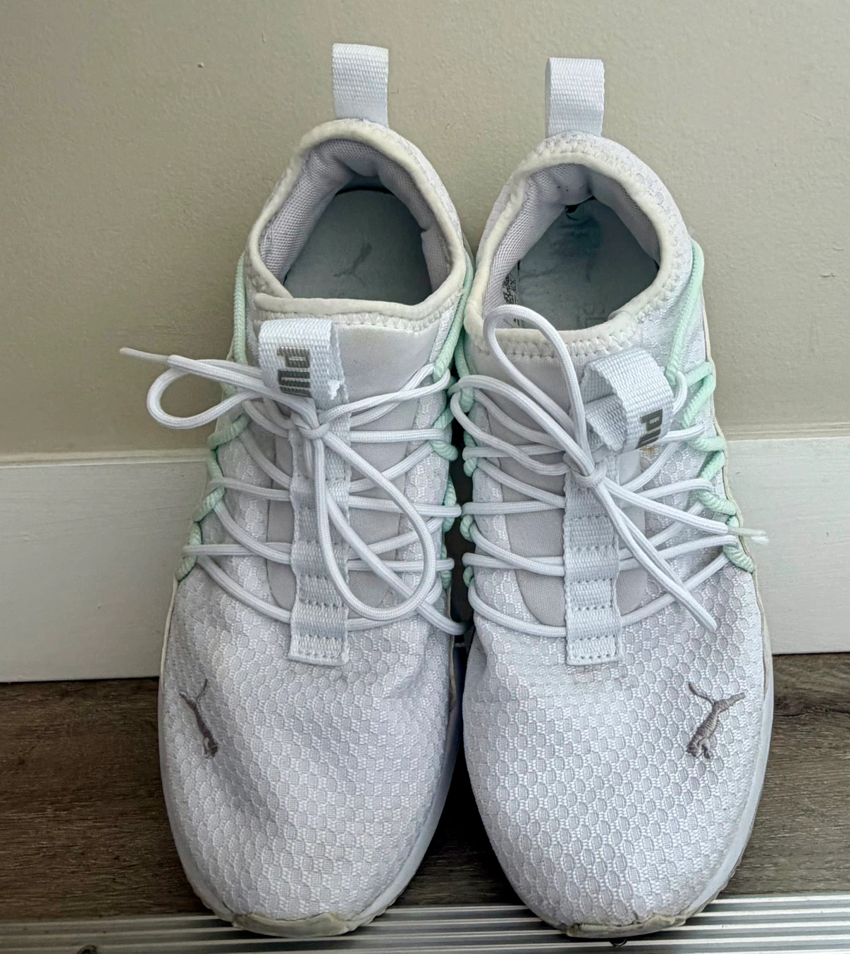 Puma Women's White/Mint Sneakers Size 8