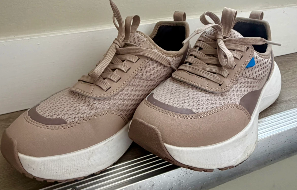 Vessi Shoes Waterproof shoes - size 8 - photo 2