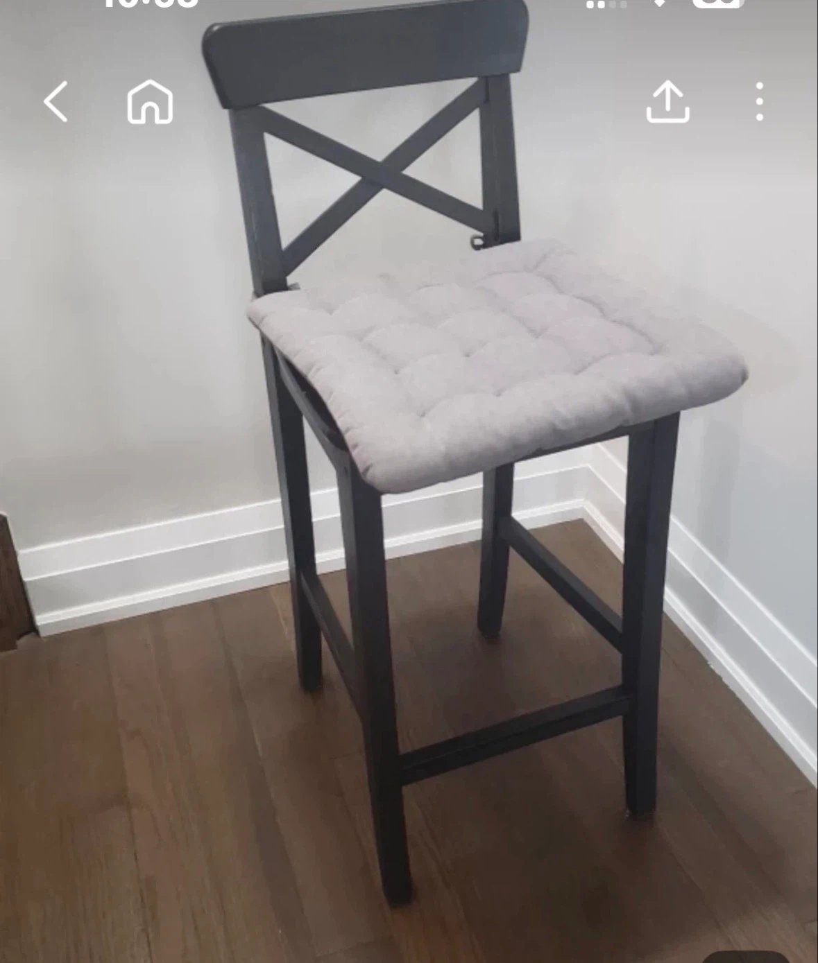 2 Bar stool without cushion
