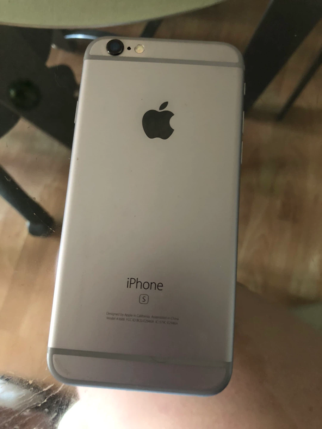 Apple iPhone 6s - photo 2