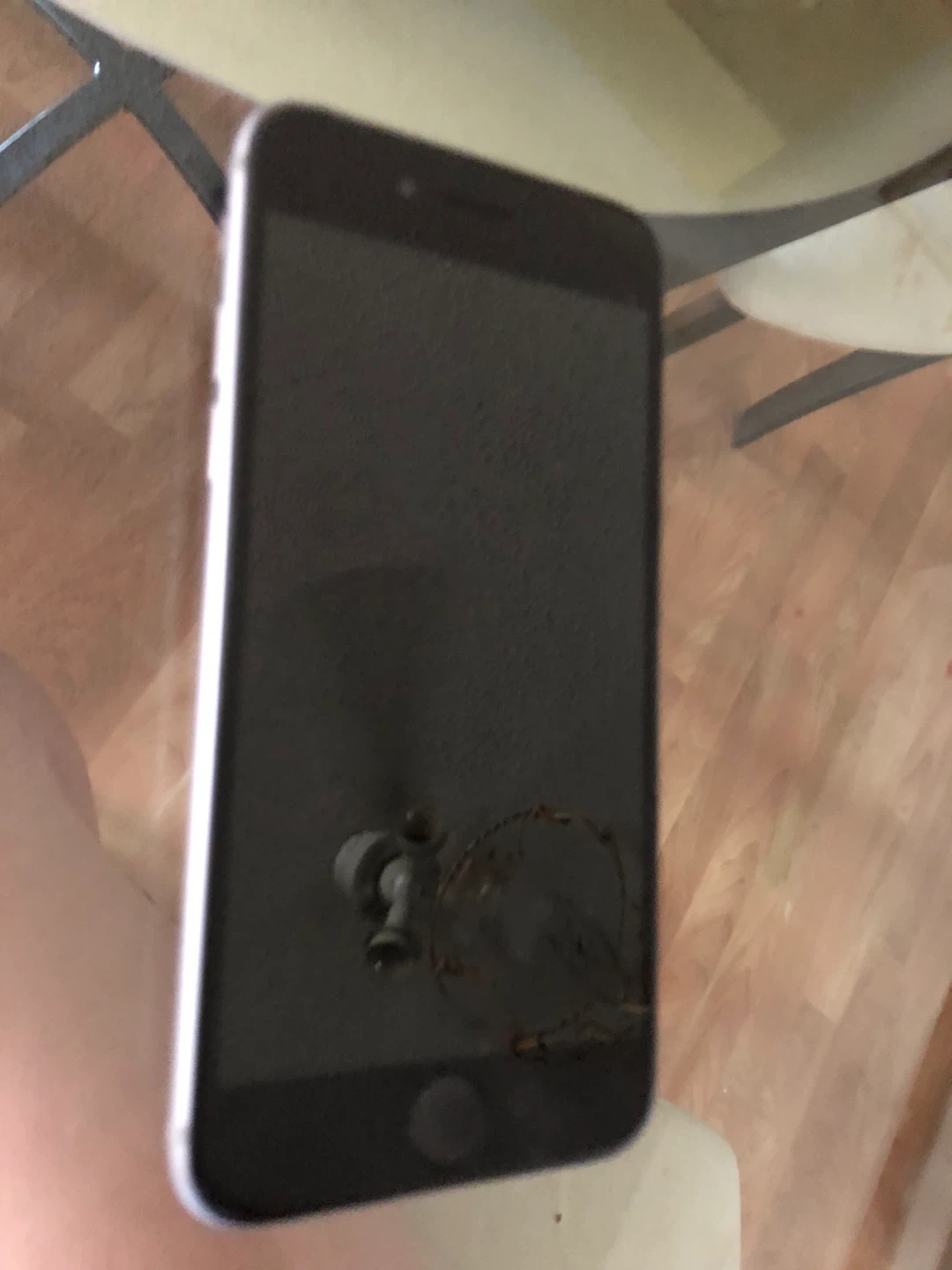 Apple iPhone 6s - photo 3