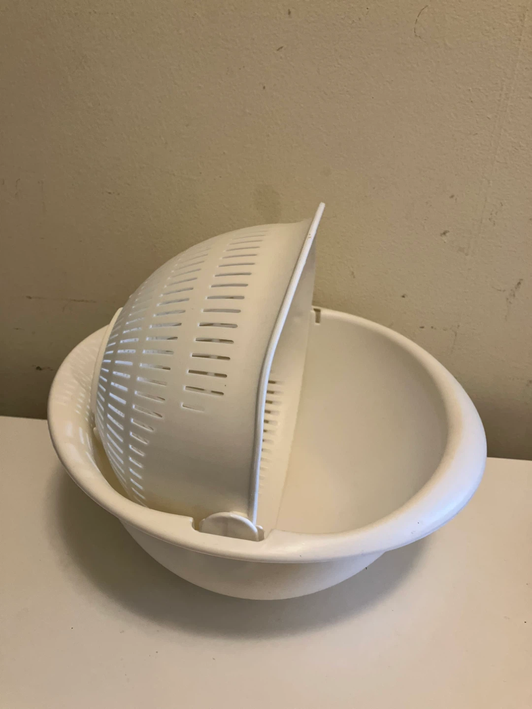 White Plastic Colander Set-7” Diameter - photo 5