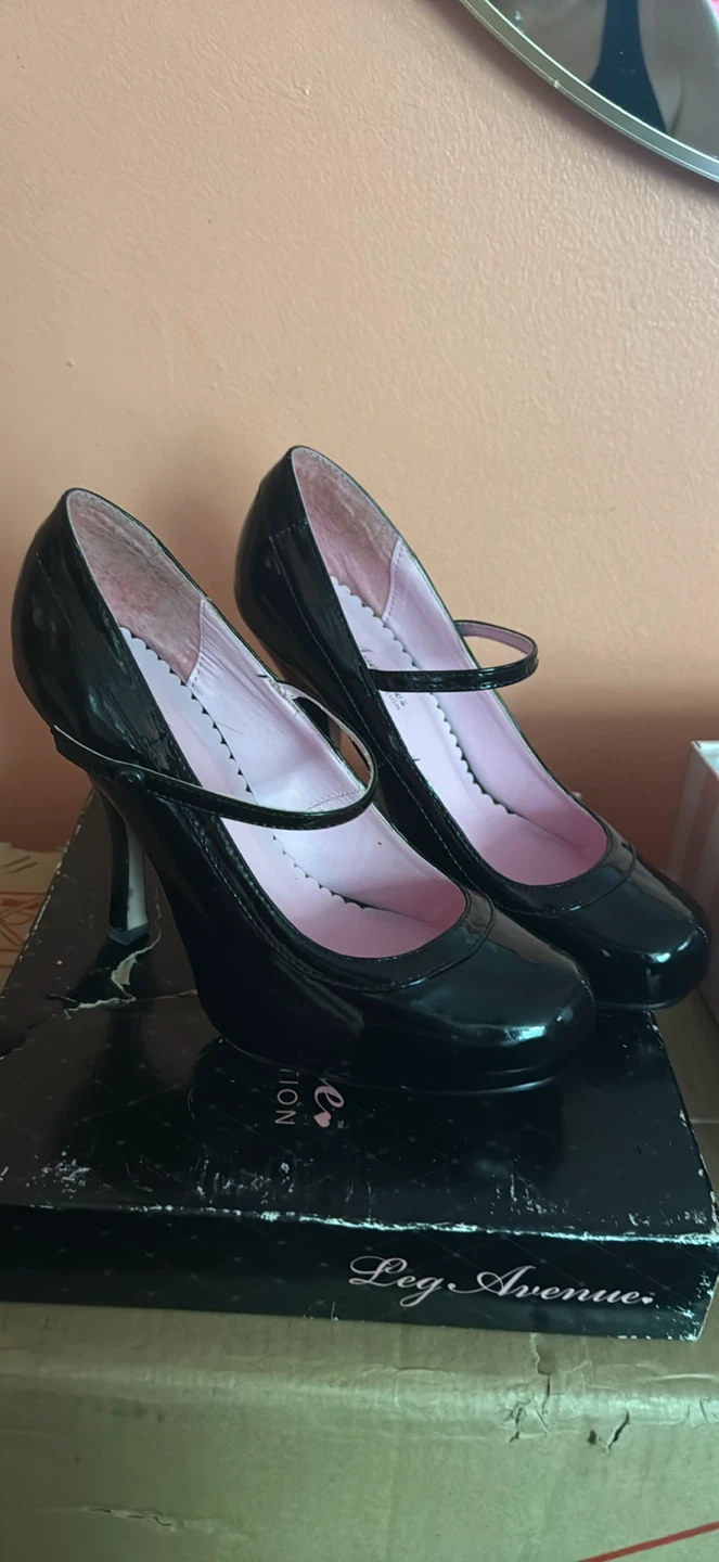Leg Avenue Black Patent Heels Size 9 - photo 3