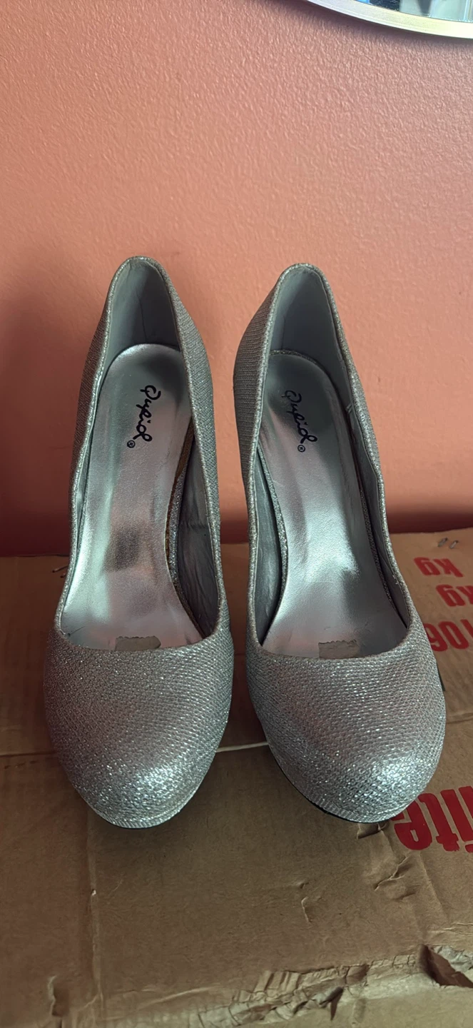 Qupid Silver Glitter Heels