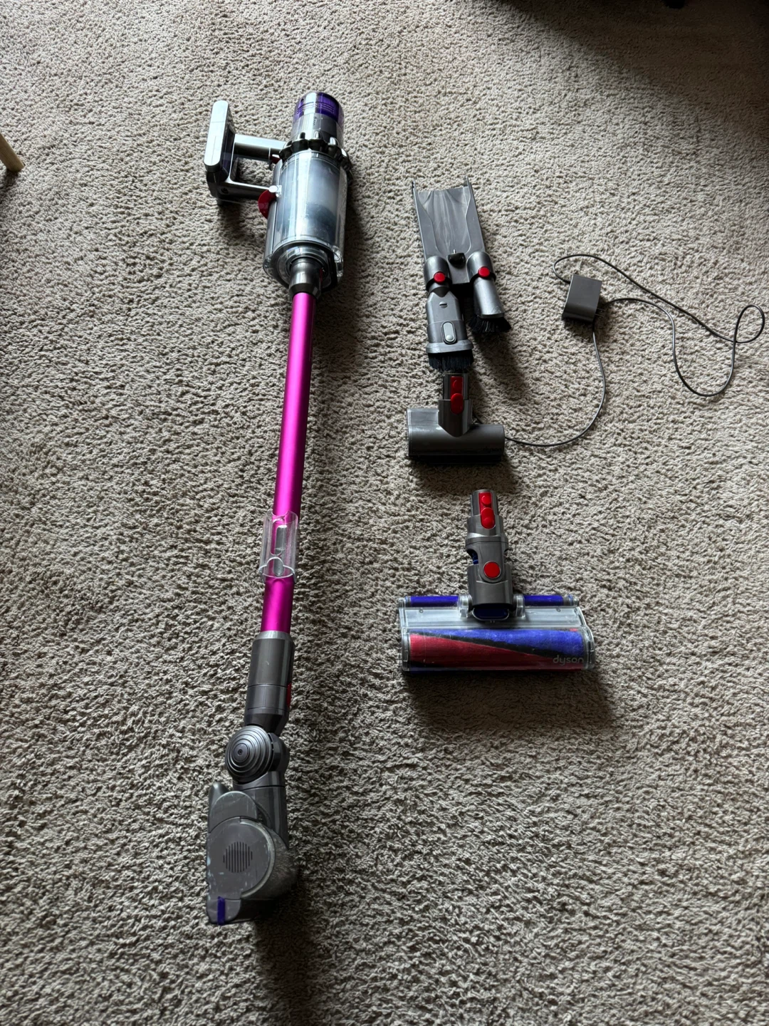 Dyson V11 vacuum - photo 4