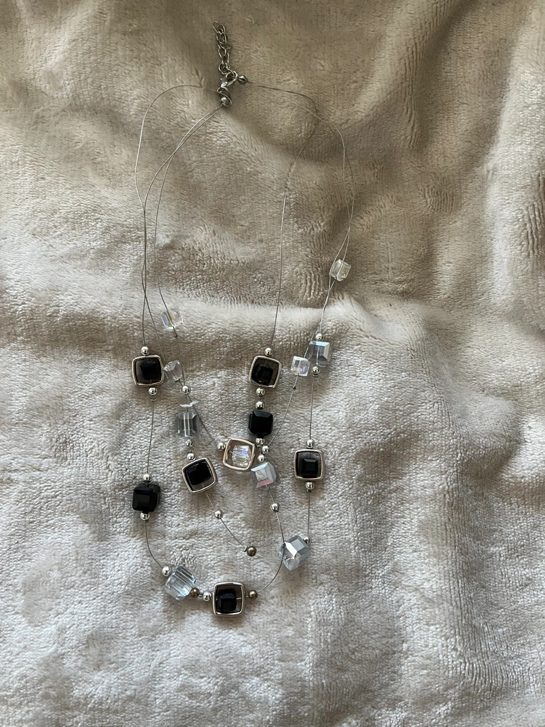 Beaded wire necklace