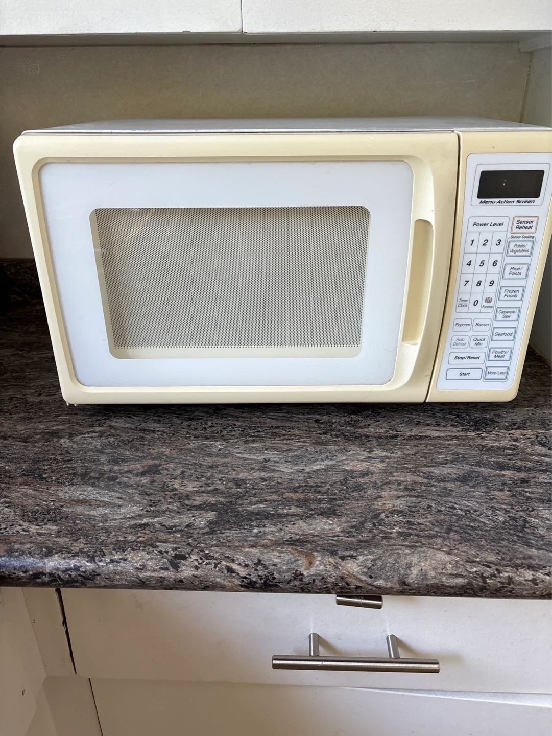 Microwave Oven for moving sale Saturday July 11