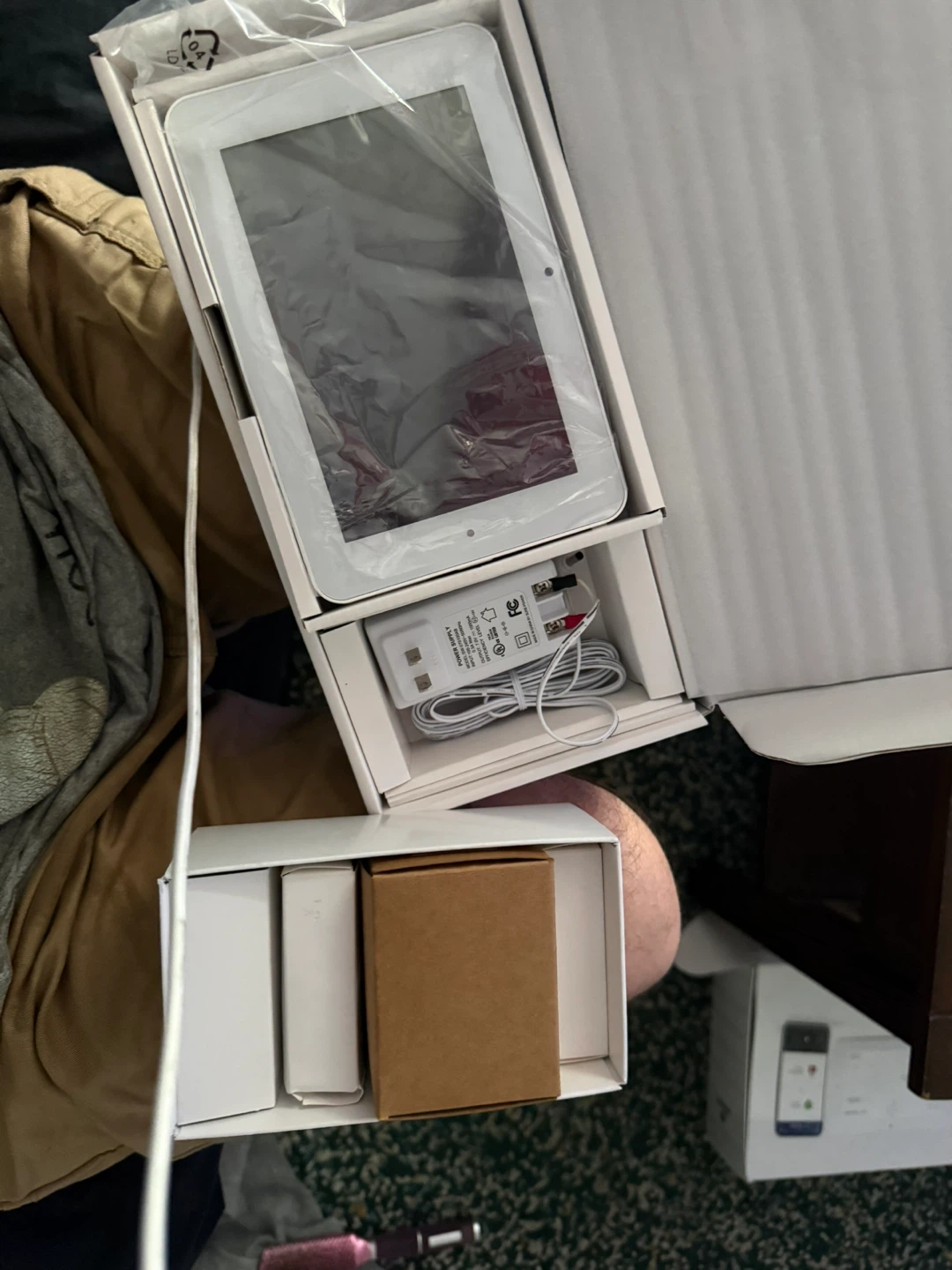 TELUS Smart Home Security Self-Install Kit - photo 3