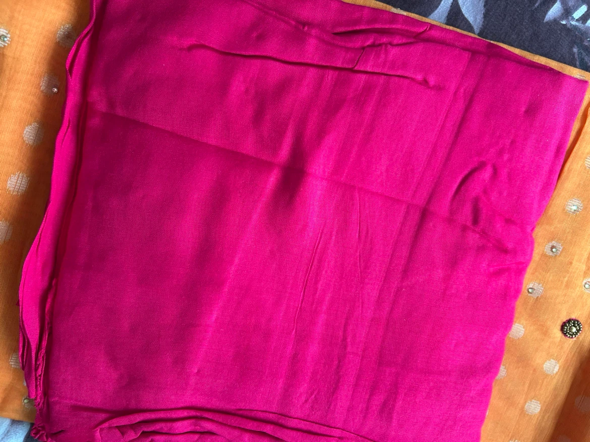 Orange Embroidered Kurti with Pink Dupatta - photo 3