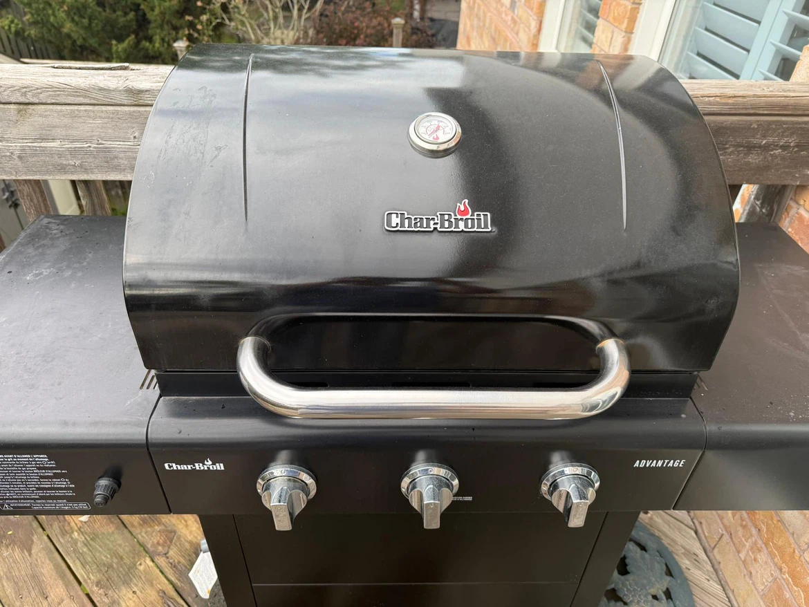 Char-Broil Advantage Gas Grill - photo 3
