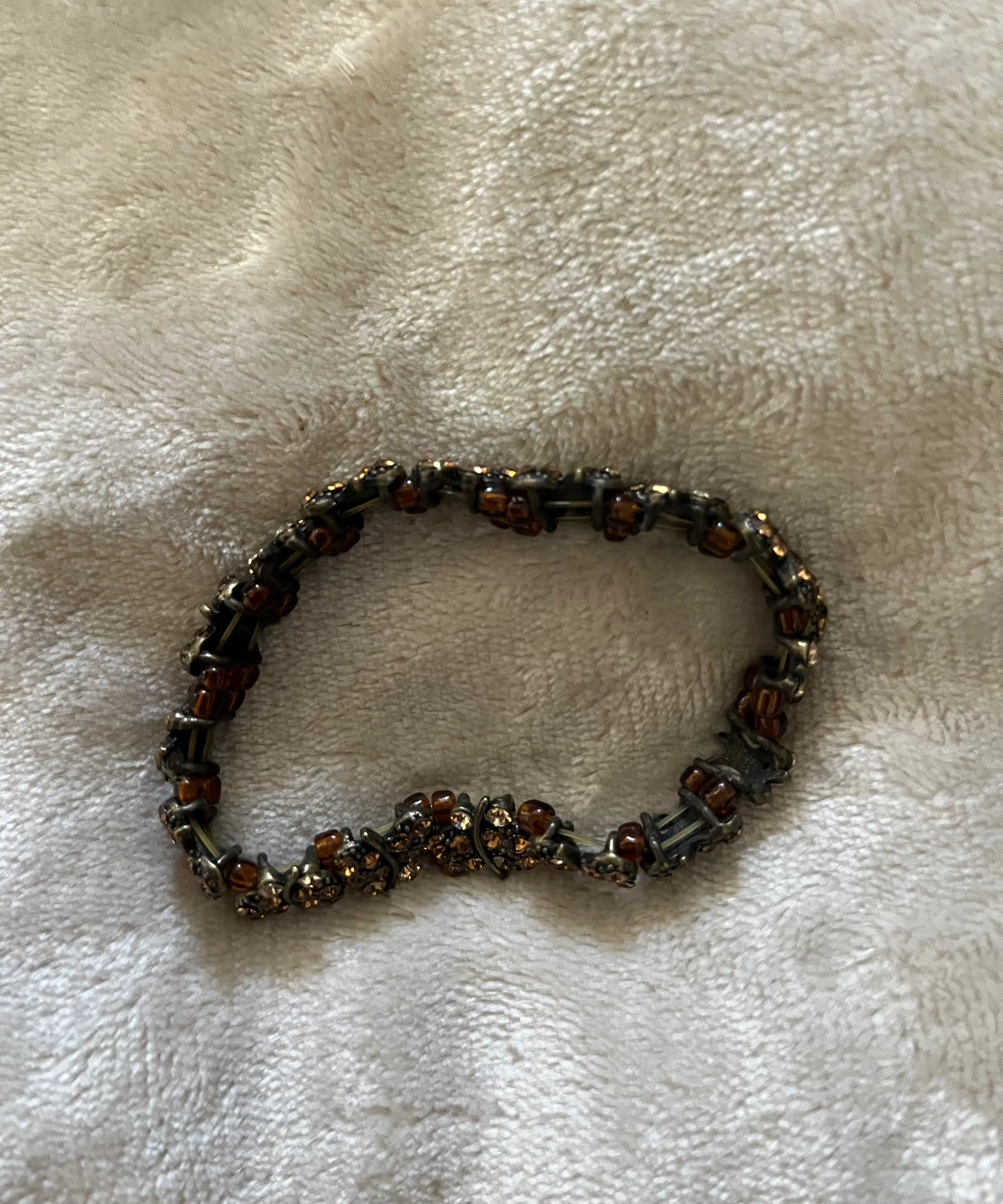Bronze-coloured bracelet