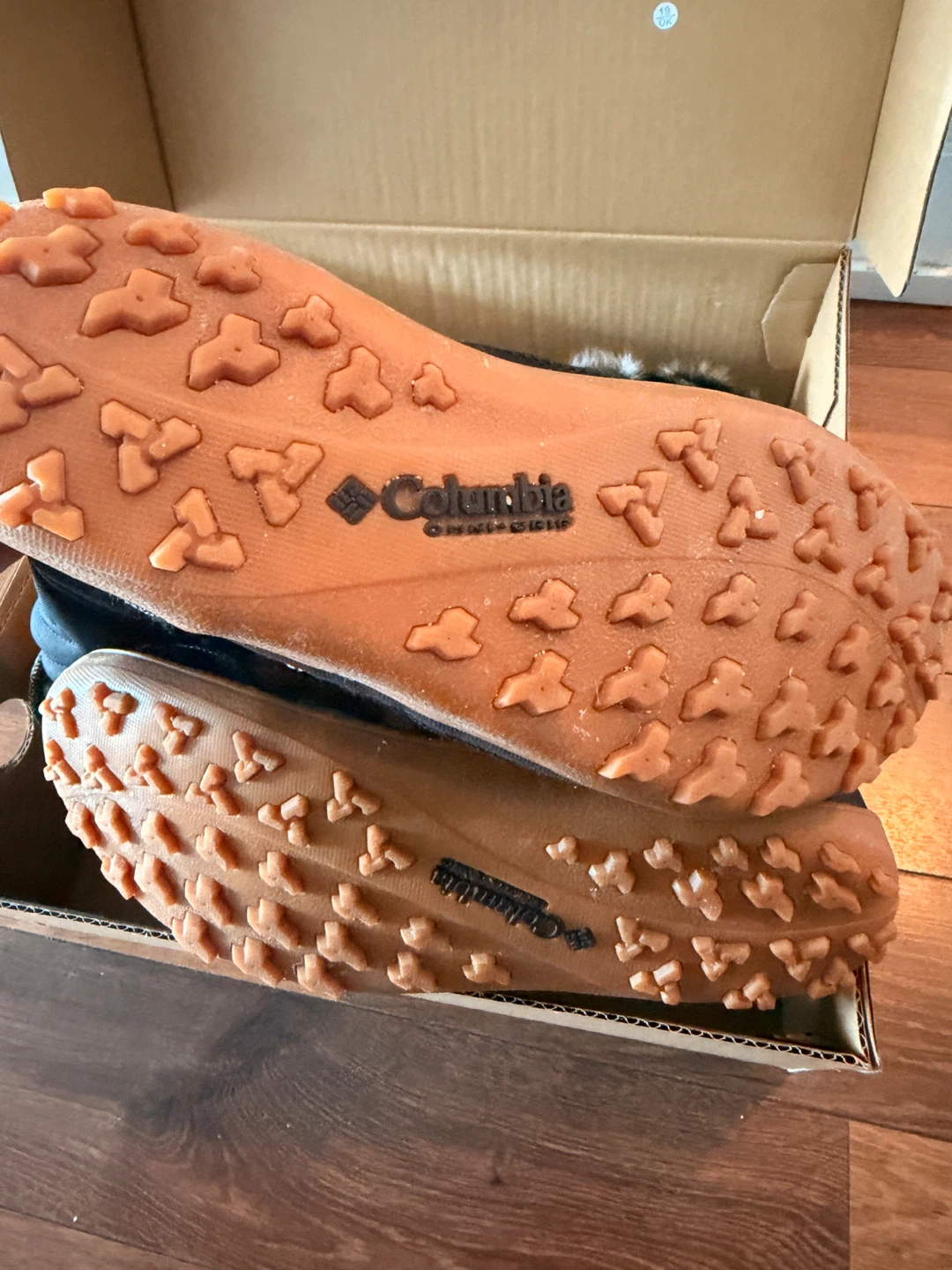Columbia winter boots size 8.5 - photo 4