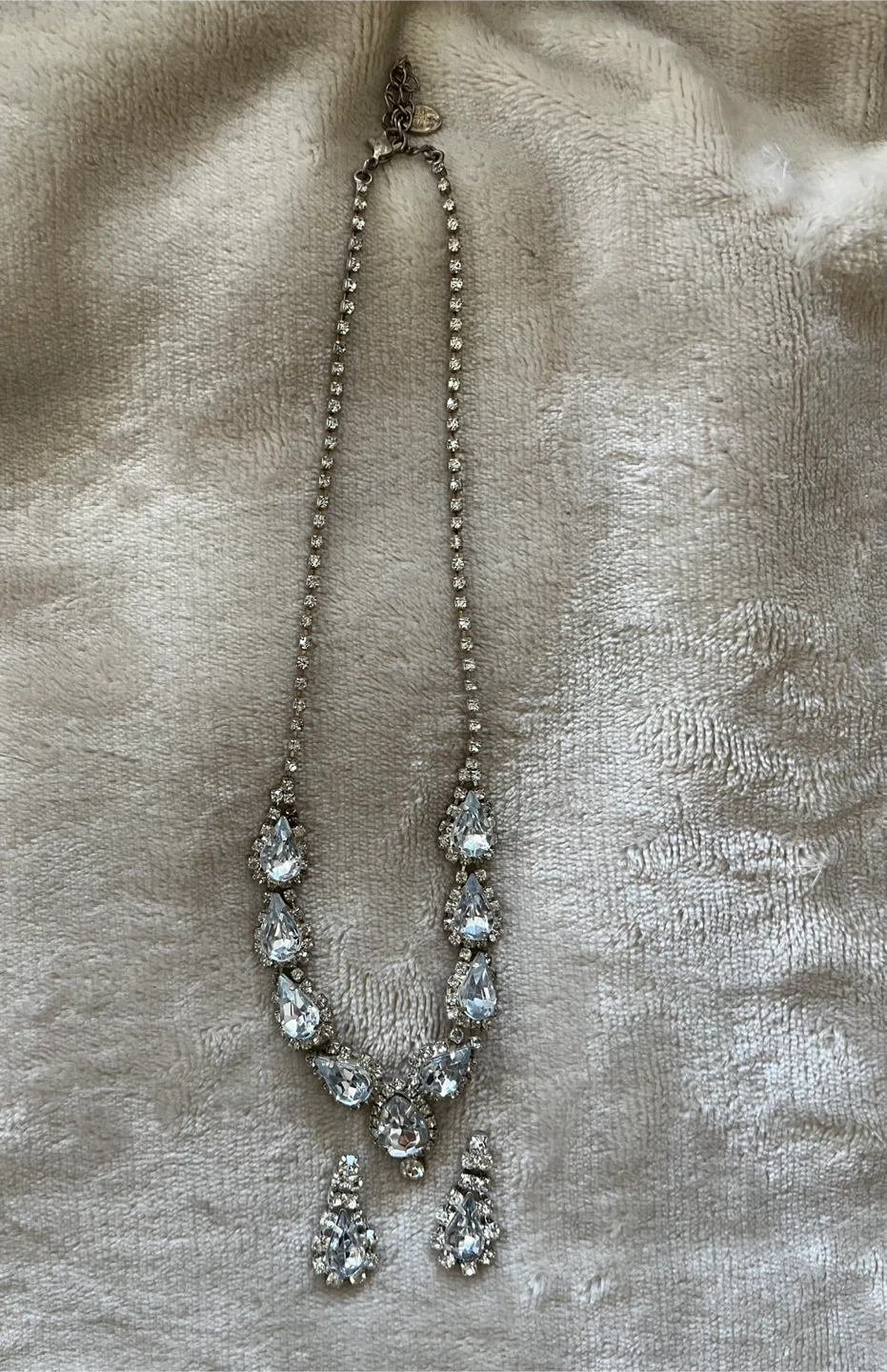 Costume jewelry set