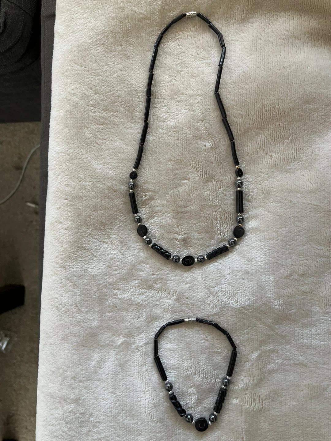 Beaded jewelry set
