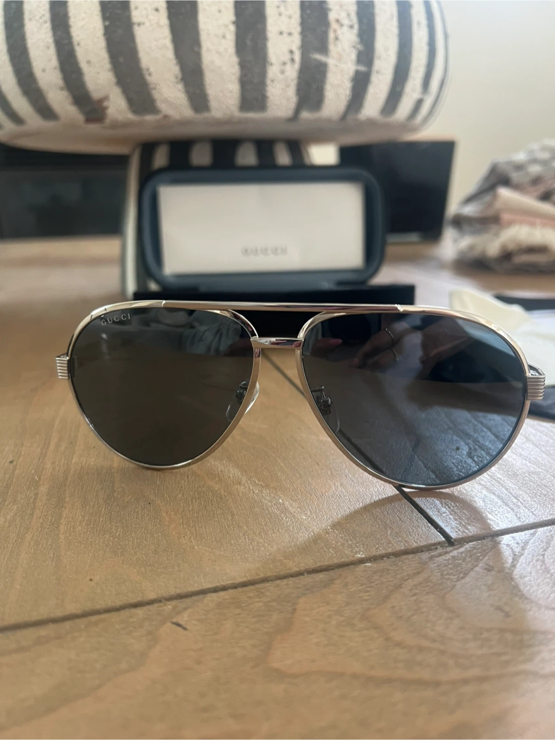 Gucci Aviator Sunglasses - photo 2
